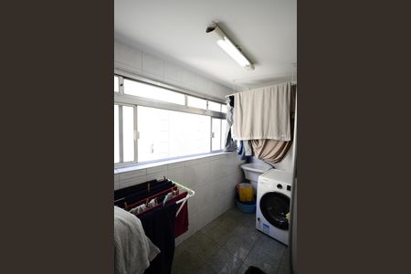 Apartamento à venda com 110m², 3 quartos e 1 vagaÁrea de Serviço