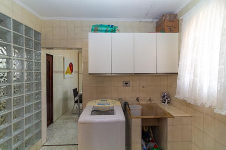 Casa à venda com 380m², 6 quartos e 4 vagas Casa à venda com 380m², 6 quartos e 4 vagasCasa 2 Área de Serviço