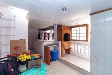 Casa à venda com 380m², 6 quartos e 4 vagas Casa à venda com 380m², 6 quartos e 4 vagasChurrasqueira