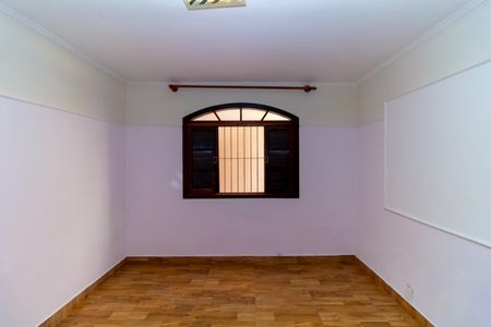 Casa à venda com 380m², 6 quartos e 4 vagas Casa à venda com 380m², 6 quartos e 4 vagasCasa 3 Quarto 2