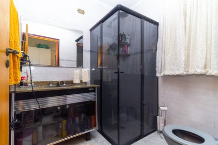 Casa à venda com 380m², 6 quartos e 4 vagas Casa à venda com 380m², 6 quartos e 4 vagasCasa 2 Banheiro