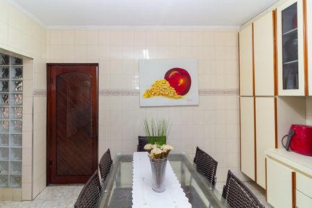 Casa à venda com 380m², 6 quartos e 4 vagas Casa à venda com 380m², 6 quartos e 4 vagasCasa 2 Cozinha