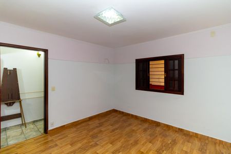 Casa à venda com 380m², 6 quartos e 4 vagas Casa à venda com 380m², 6 quartos e 4 vagasCasa 3 Quarto 1