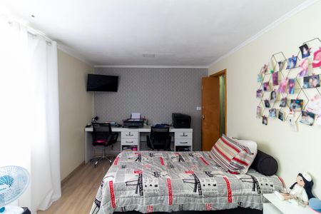 Casa à venda com 380m², 6 quartos e 4 vagas Casa à venda com 380m², 6 quartos e 4 vagasCasa 2 Quarto 2