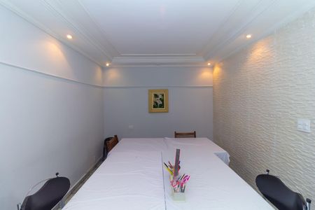 Casa à venda com 380m², 6 quartos e 4 vagas Casa à venda com 380m², 6 quartos e 4 vagasCasa 3 Sala