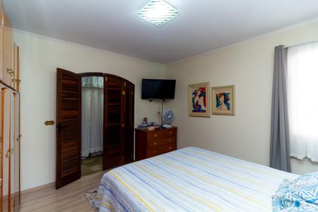 Casa à venda com 380m², 6 quartos e 4 vagas Casa à venda com 380m², 6 quartos e 4 vagasCasa 2 Quarto 1