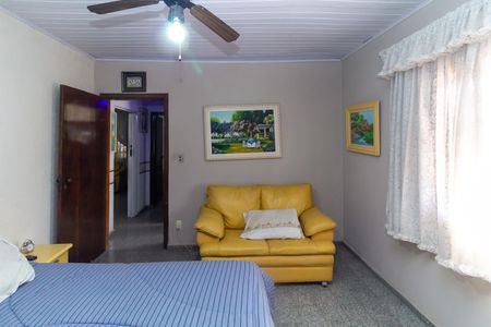 Casa à venda com 380m², 6 quartos e 4 vagas Casa à venda com 380m², 6 quartos e 4 vagasCasa 1 Quarto 2