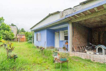 Casa à venda com 300m², 2 quartos e sem vaga Casa à venda com 300m², 2 quartos e sem vagaFachada