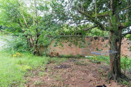 Casa à venda com 300m², 2 quartos e sem vaga Casa à venda com 300m², 2 quartos e sem vagaQuintal