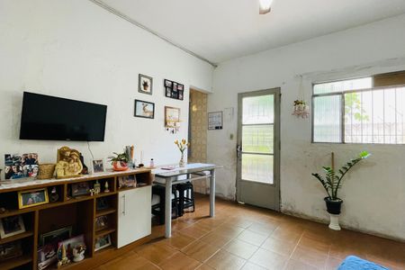 Casa à venda com 155m², 4 quartos e 1 vagaSala