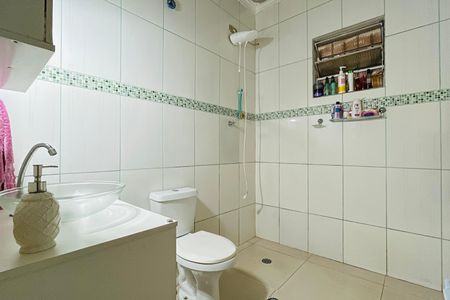 Casa à venda com 155m², 4 quartos e 1 vagaBanheiro