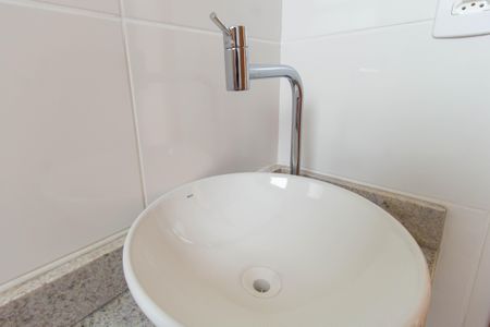 Apartamento para alugar com 55m², 2 quartos e sem vaga Apartamento para alugar com 55m², 2 quartos e sem vagaBanheiro