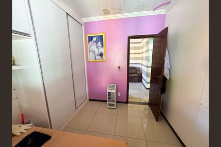 Casa à venda com 283m², 3 quartos e 2 vagas Casa à venda com 283m², 3 quartos e 2 vagasQuarto 3