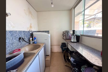 Casa à venda com 283m², 3 quartos e 2 vagas Casa à venda com 283m², 3 quartos e 2 vagasÁrea de Serviço