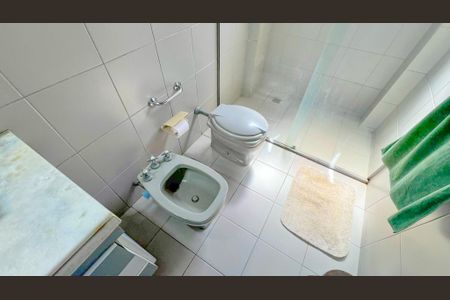 Apartamento à venda com 214m², 4 quartos e 2 vagasBanheiro