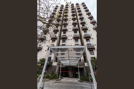 Apartamento para alugar com 52m², 1 quarto e 1 vaga Apartamento para alugar com 52m², 1 quarto e 1 vagaFachada