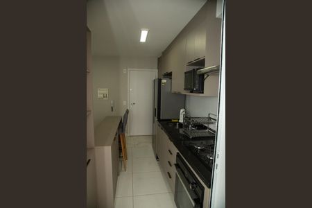 Apartamento à venda com 76m², 2 quartos e 2 vagasCozinha
