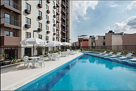 Apartamento à venda com 64m², 3 quartos e 1 vaga Apartamento à venda com 64m², 3 quartos e 1 vagaÁrea comum - Piscina