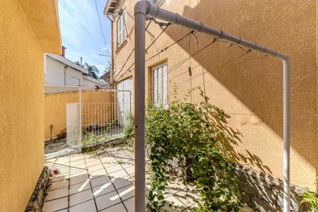 Casa à venda com 477m², 3 quartos e 4 vagasQuintal