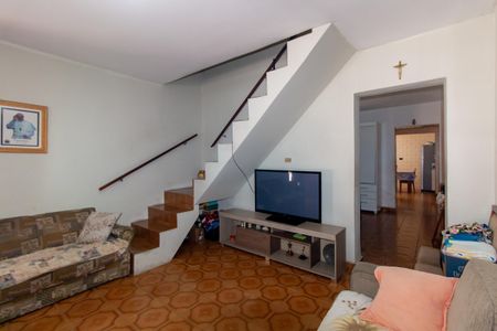 Casa à venda com 150m², 3 quartos e 2 vagas Casa à venda com 150m², 3 quartos e 2 vagasSala