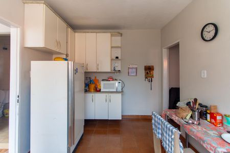 Casa à venda com 150m², 3 quartos e 2 vagas Casa à venda com 150m², 3 quartos e 2 vagasCasa 2 - Cozinha