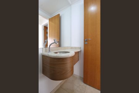 Apartamento para alugar com 101m², 3 quartos e 2 vagasLavabo