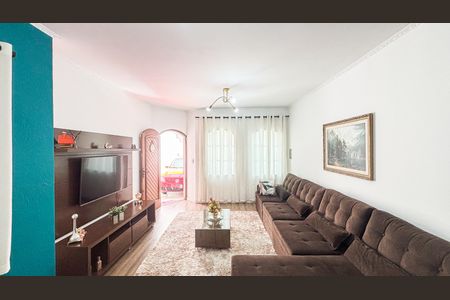 Casa à venda com 202m², 3 quartos e 2 vagas Casa à venda com 202m², 3 quartos e 2 vagasSala