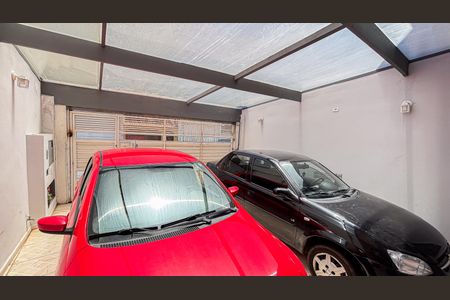 Casa à venda com 202m², 3 quartos e 2 vagas Casa à venda com 202m², 3 quartos e 2 vagasGaragem