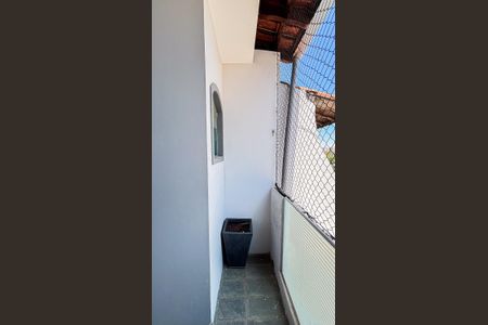 Casa à venda com 202m², 3 quartos e 2 vagas Casa à venda com 202m², 3 quartos e 2 vagasSuite Varanda