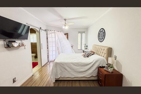 Casa à venda com 202m², 3 quartos e 2 vagas Casa à venda com 202m², 3 quartos e 2 vagasSuite