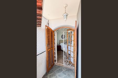 Casa à venda com 202m², 3 quartos e 2 vagas Casa à venda com 202m², 3 quartos e 2 vagasSuite Varanda