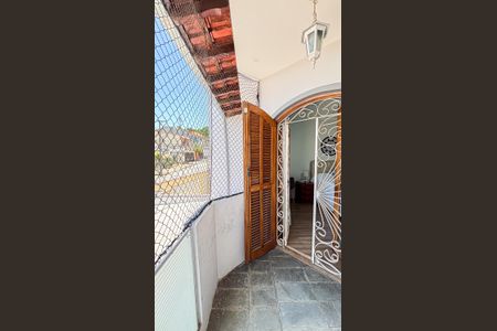 Casa à venda com 202m², 3 quartos e 2 vagas Casa à venda com 202m², 3 quartos e 2 vagasSuite Varanda