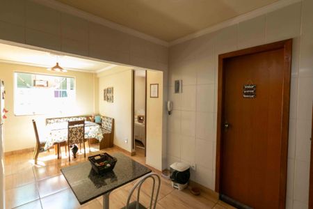 Casa à venda com 550m², 4 quartos e 3 vagasCozinha