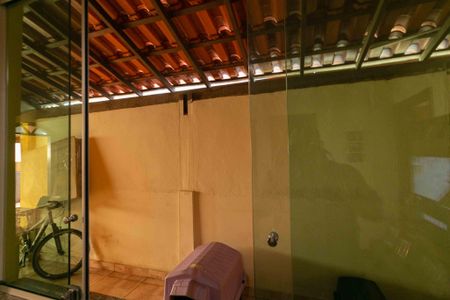 Casa à venda com 550m², 4 quartos e 3 vagasVista Sala de TV