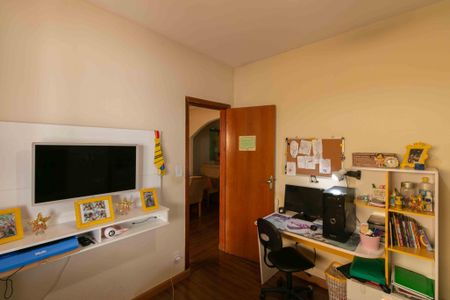 Casa à venda com 550m², 4 quartos e 3 vagasQuarto 3