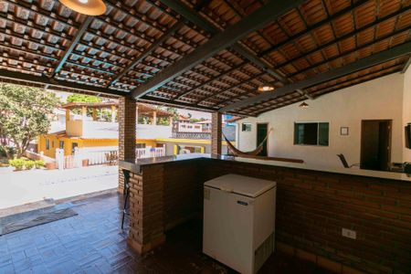 Casa à venda com 550m², 4 quartos e 3 vagasVaranda gourmet