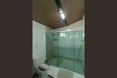 Casa à venda com 550m², 4 quartos e 3 vagasBanheiro de Serviço