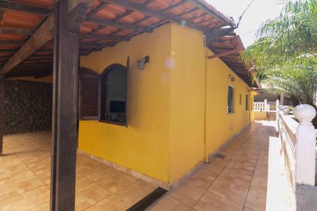 Casa à venda com 550m², 4 quartos e 3 vagasEntrada