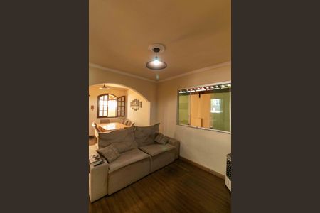 Casa à venda com 550m², 4 quartos e 3 vagasSala de TV