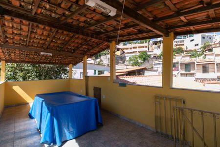 Casa à venda com 550m², 4 quartos e 3 vagasTerraço