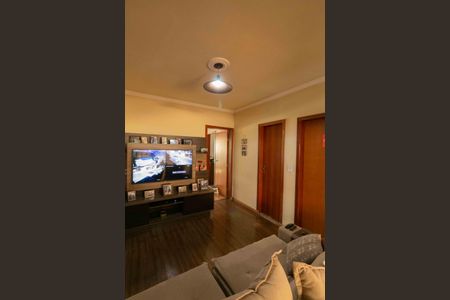 Casa à venda com 550m², 4 quartos e 3 vagasSala de TV