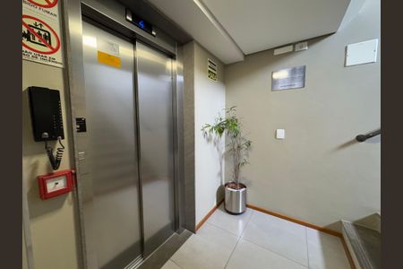 Apartamento à venda com 62m², 2 quartos e 1 vagaÁrea comum