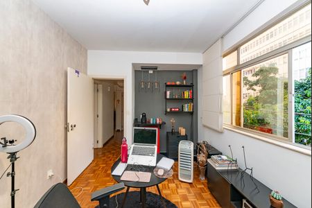Apartamento à venda com 170m², 4 quartos e 2 vagasQuarto 4