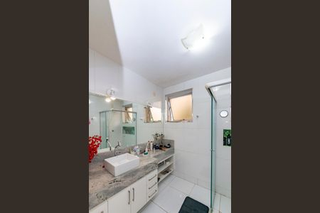 Apartamento à venda com 170m², 4 quartos e 2 vagasBanheiro Social