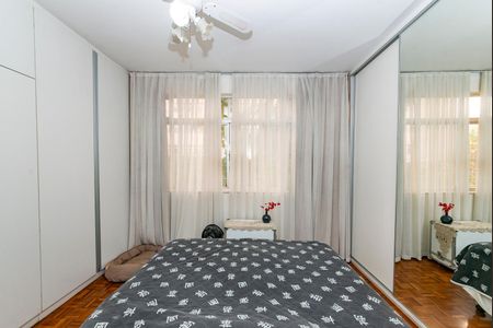 Apartamento à venda com 170m², 4 quartos e 2 vagasSuíte