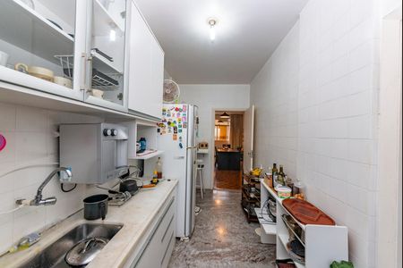 Apartamento à venda com 170m², 4 quartos e 2 vagasCozinha