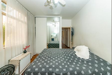 Apartamento à venda com 170m², 4 quartos e 2 vagasSuíte