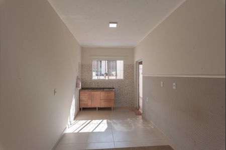 Casa à venda com 192m², 3 quartos e 2 vagas Casa à venda com 192m², 3 quartos e 2 vagasCozinha