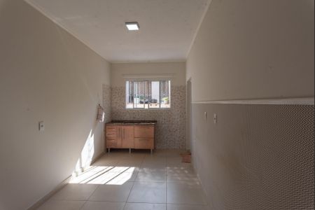 Casa à venda com 192m², 3 quartos e 2 vagas Casa à venda com 192m², 3 quartos e 2 vagasCozinha