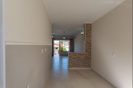 Casa à venda com 192m², 3 quartos e 2 vagas Casa à venda com 192m², 3 quartos e 2 vagasCozinha